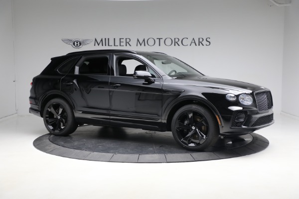 New 2023 Bentley Bentayga V8 for sale $238,470 at Aston Martin of Greenwich in Greenwich CT 06830 10