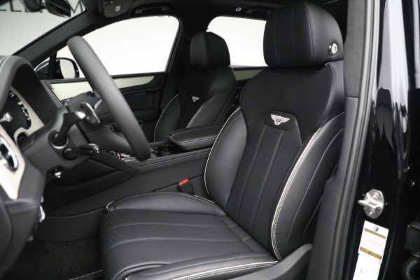 New 2023 Bentley Bentayga V8 for sale $238,470 at Aston Martin of Greenwich in Greenwich CT 06830 20