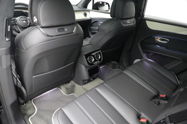 New 2023 Bentley Bentayga V8 for sale $238,470 at Aston Martin of Greenwich in Greenwich CT 06830 22