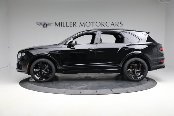 New 2023 Bentley Bentayga V8 for sale $238,470 at Aston Martin of Greenwich in Greenwich CT 06830 3