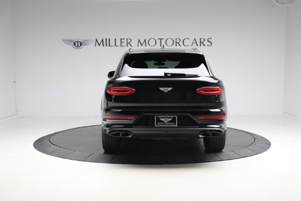 New 2023 Bentley Bentayga V8 for sale $238,470 at Aston Martin of Greenwich in Greenwich CT 06830 6