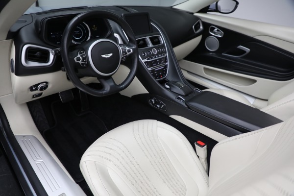 Used 2019 Aston Martin DB11 Volante for sale $145,900 at Aston Martin of Greenwich in Greenwich CT 06830 19