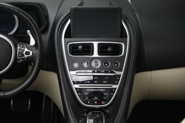 Used 2019 Aston Martin DB11 Volante for sale $145,900 at Aston Martin of Greenwich in Greenwich CT 06830 28