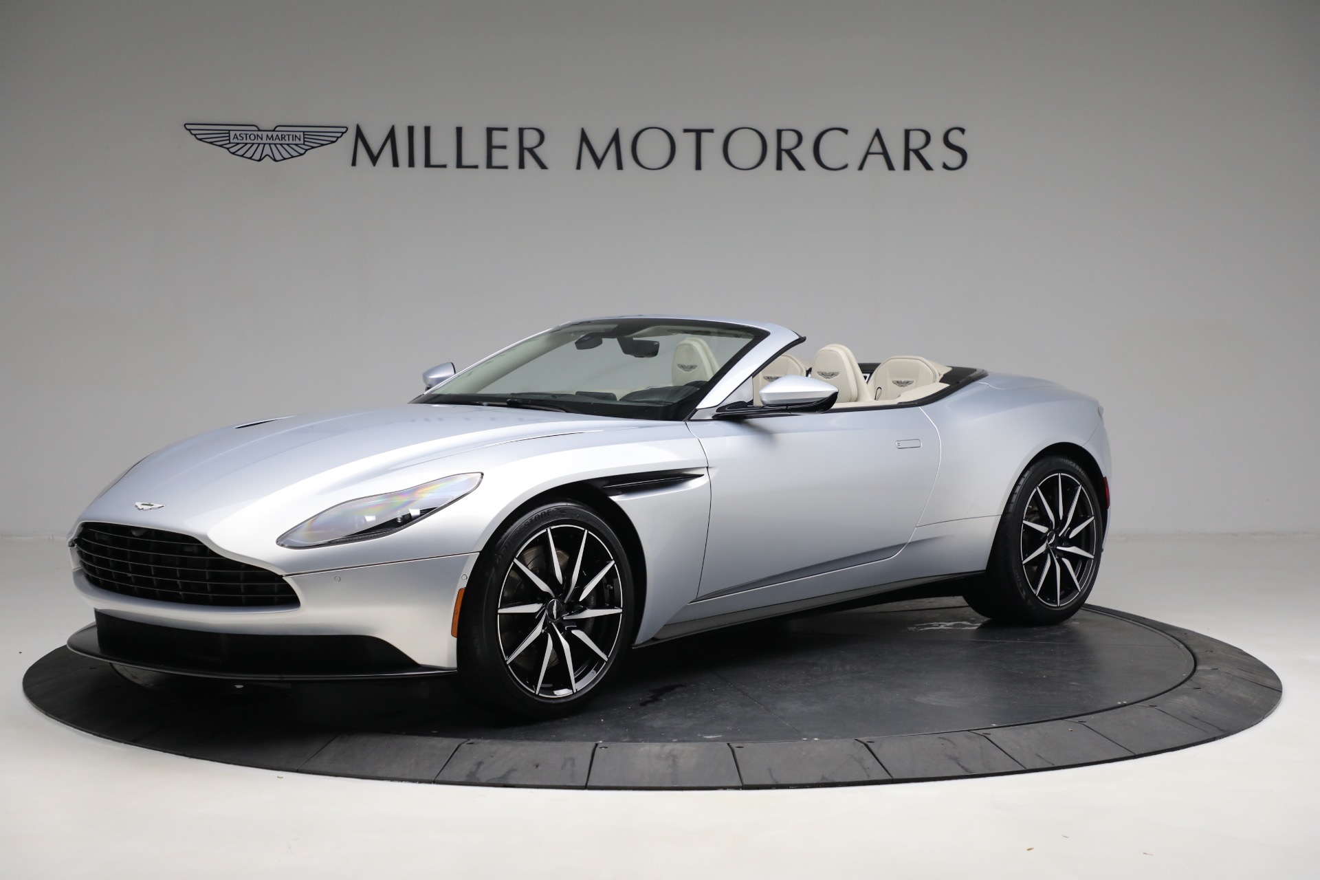 Used 2019 Aston Martin DB11 Volante for sale Sold at Aston Martin of Greenwich in Greenwich CT 06830 1