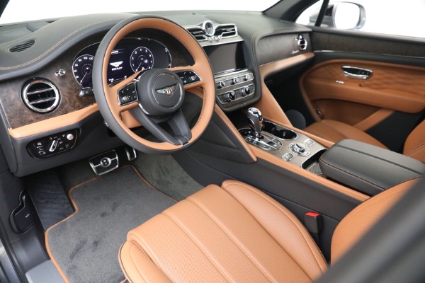 New 2023 Bentley Bentayga EWB Azure V8 for sale $274,655 at Aston Martin of Greenwich in Greenwich CT 06830 20