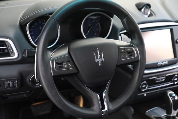 Used 2015 Maserati Ghibli S Q4 for sale $35,900 at Aston Martin of Greenwich in Greenwich CT 06830 14