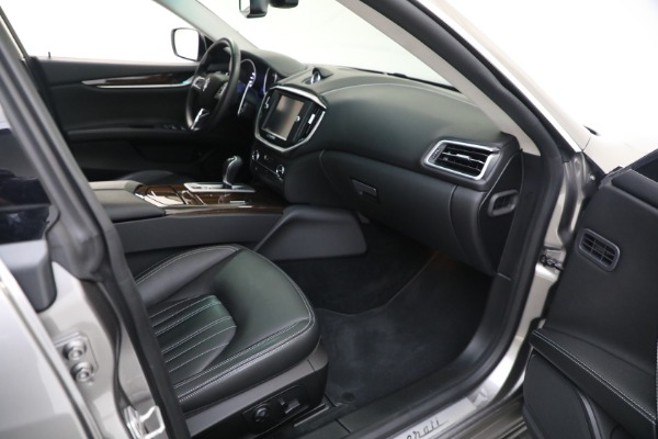 Used 2015 Maserati Ghibli S Q4 for sale $35,900 at Aston Martin of Greenwich in Greenwich CT 06830 19