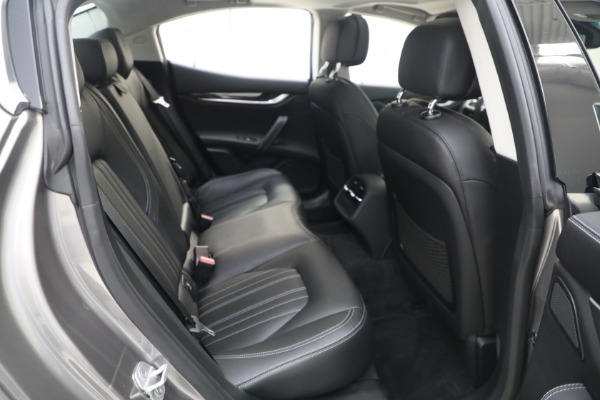 Used 2015 Maserati Ghibli S Q4 for sale $35,900 at Aston Martin of Greenwich in Greenwich CT 06830 23