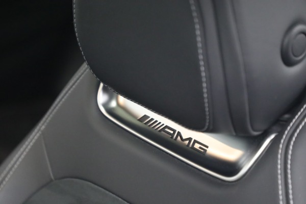Used 2021 Mercedes-Benz AMG GT 63 for sale $119,900 at Aston Martin of Greenwich in Greenwich CT 06830 16