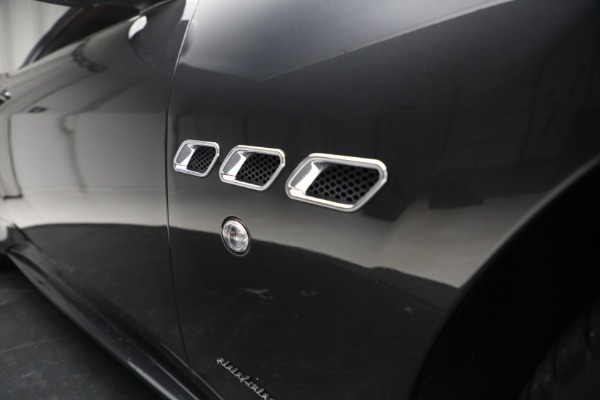 Used 2016 Maserati GranTurismo Sport for sale $75,900 at Aston Martin of Greenwich in Greenwich CT 06830 27
