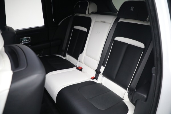 Used 2022 Rolls-Royce Black Badge Cullinan for sale $399,900 at Aston Martin of Greenwich in Greenwich CT 06830 20