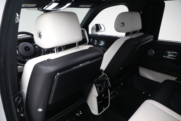 Used 2022 Rolls-Royce Black Badge Cullinan for sale Sold at Aston Martin of Greenwich in Greenwich CT 06830 21