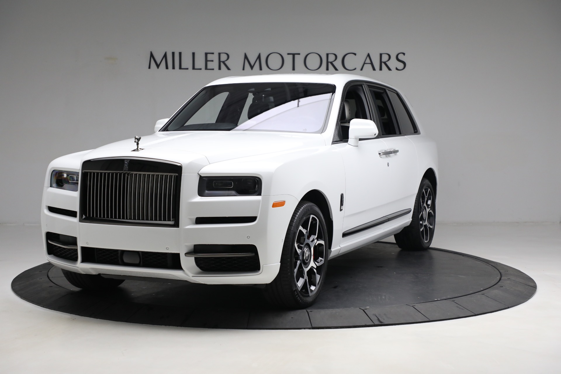 Used 2022 Rolls-Royce Black Badge Cullinan for sale $399,900 at Aston Martin of Greenwich in Greenwich CT 06830 1