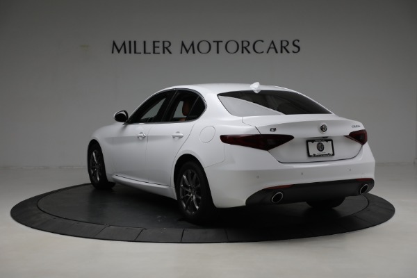 Used 2019 Alfa Romeo Giulia for sale Sold at Aston Martin of Greenwich in Greenwich CT 06830 5