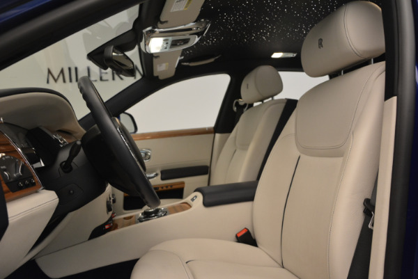 Used 2016 ROLLS-ROYCE GHOST SERIES II for sale Sold at Aston Martin of Greenwich in Greenwich CT 06830 21