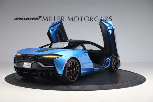 Used 2023 McLaren Artura TechLux for sale Call for price at Miller Motorcars Aston Martin in Greenwich CT 06830 17