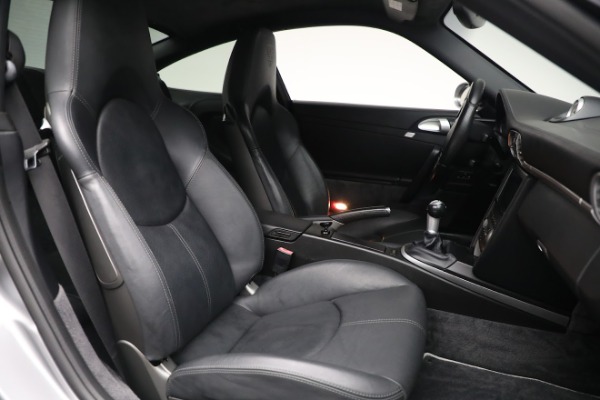 Used 2007 Porsche 911 Turbo for sale $117,900 at Aston Martin of Greenwich in Greenwich CT 06830 25