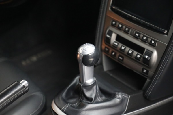 Used 2007 Porsche 911 Turbo for sale $117,900 at Aston Martin of Greenwich in Greenwich CT 06830 26