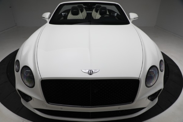 Used 2022 Bentley Continental GTC Speed for sale $327,900 at Aston Martin of Greenwich in Greenwich CT 06830 21