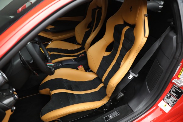 Used 2022 Ferrari F8 Tributo for sale $424,900 at Aston Martin of Greenwich in Greenwich CT 06830 15
