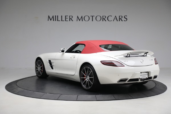 Used 2012 Mercedes-Benz SLS AMG for sale $149,900 at Aston Martin of Greenwich in Greenwich CT 06830 14