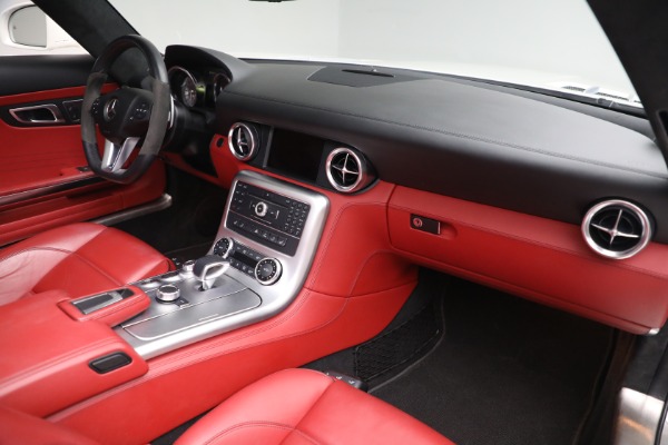 Used 2012 Mercedes-Benz SLS AMG for sale $149,900 at Aston Martin of Greenwich in Greenwich CT 06830 22
