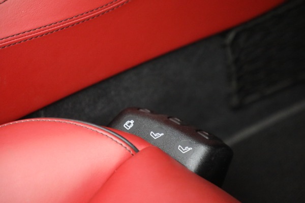 Used 2012 Mercedes-Benz SLS AMG for sale $149,900 at Aston Martin of Greenwich in Greenwich CT 06830 25