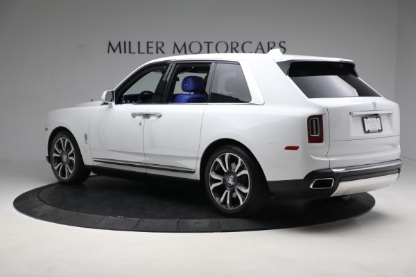 Used 2022 Rolls-Royce Cullinan for sale $359,900 at Aston Martin of Greenwich in Greenwich CT 06830 8