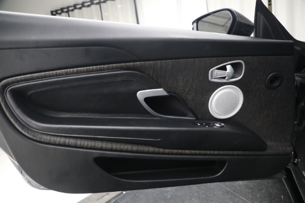 Used 2019 Aston Martin DB11 Volante for sale $139,900 at Aston Martin of Greenwich in Greenwich CT 06830 22