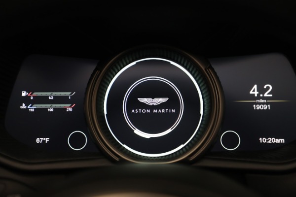 Used 2019 Aston Martin DB11 Volante for sale $129,900 at Aston Martin of Greenwich in Greenwich CT 06830 24