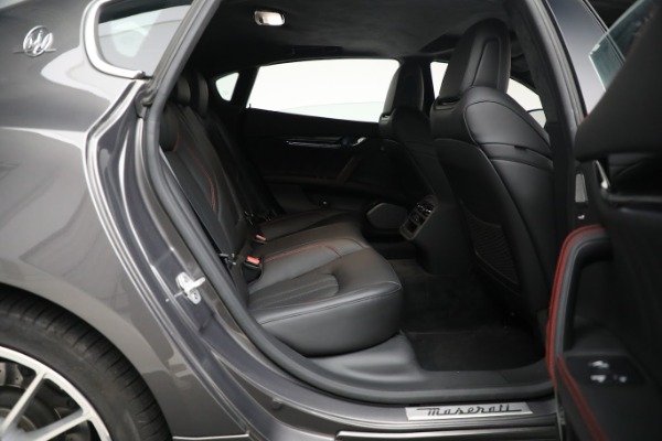 Used 2020 Maserati Quattroporte S Q4 GranSport for sale $61,900 at Aston Martin of Greenwich in Greenwich CT 06830 21