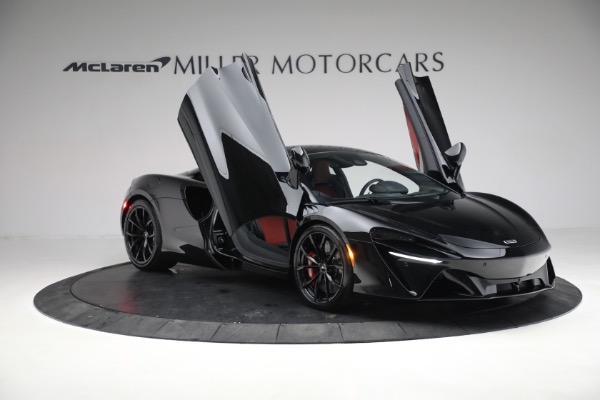 New 2023 McLaren Artura TechLux for sale Sold at Aston Martin of Greenwich in Greenwich CT 06830 16