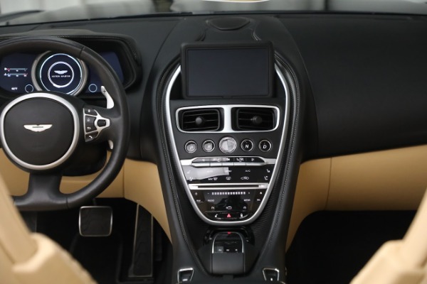 Used 2019 Aston Martin DB11 Volante for sale $139,900 at Aston Martin of Greenwich in Greenwich CT 06830 26
