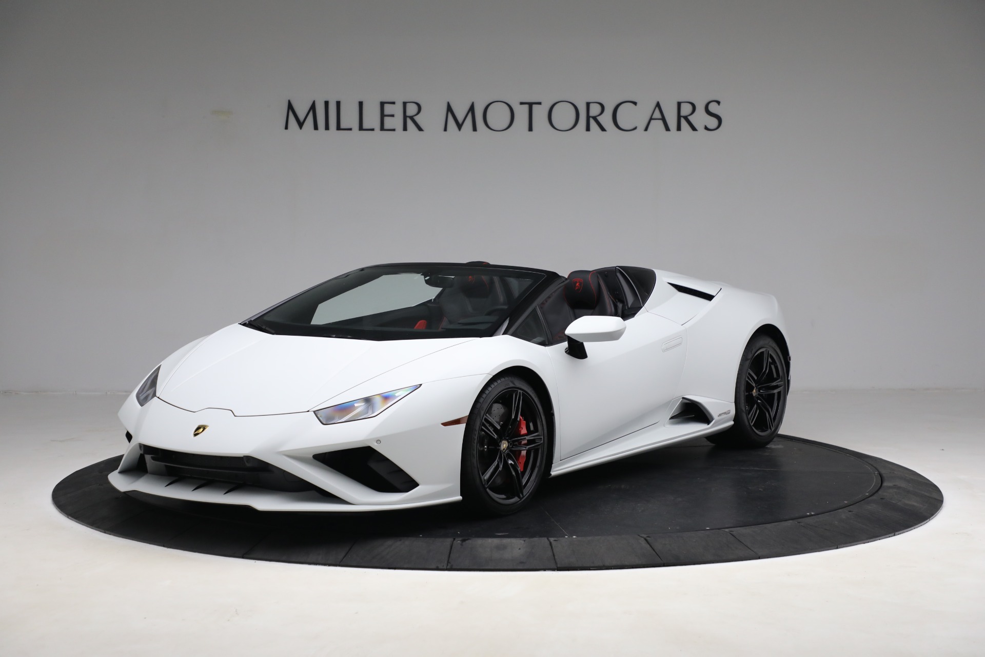 Used 2021 Lamborghini Huracan LP 610-2 EVO Spyder for sale $289,900 at Aston Martin of Greenwich in Greenwich CT 06830 1