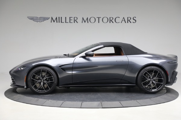 New 2023 Aston Martin Vantage V8 for sale $201,486 at Aston Martin of Greenwich in Greenwich CT 06830 14