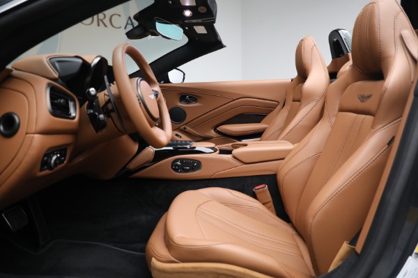 New 2023 Aston Martin Vantage V8 for sale $201,486 at Aston Martin of Greenwich in Greenwich CT 06830 20