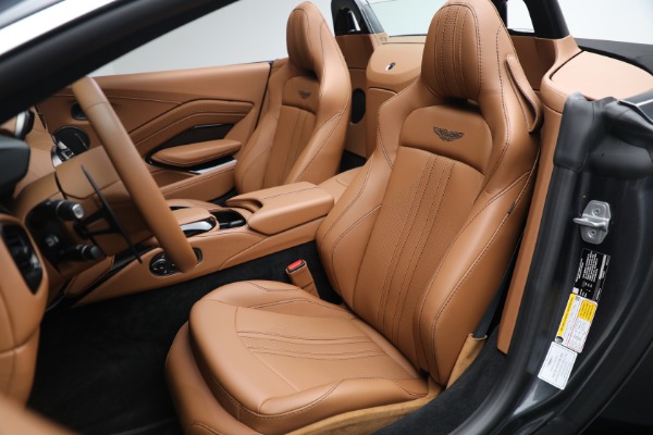 New 2023 Aston Martin Vantage V8 for sale $201,486 at Aston Martin of Greenwich in Greenwich CT 06830 21