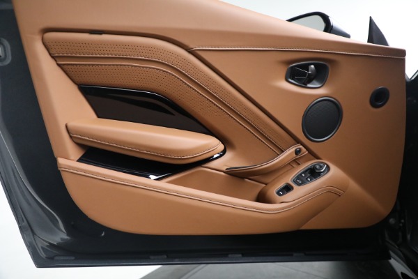 New 2023 Aston Martin Vantage V8 for sale $201,486 at Aston Martin of Greenwich in Greenwich CT 06830 23