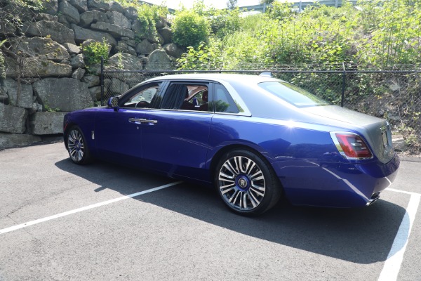 Used 2022 Rolls-Royce Ghost EWB for sale $325,895 at Aston Martin of Greenwich in Greenwich CT 06830 10