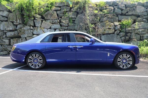 Used 2022 Rolls-Royce Ghost EWB for sale $345,900 at Aston Martin of Greenwich in Greenwich CT 06830 14