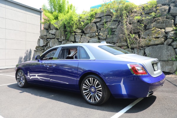 Used 2022 Rolls-Royce Ghost EWB for sale $345,900 at Aston Martin of Greenwich in Greenwich CT 06830 9