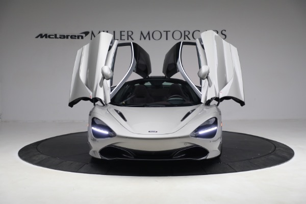 Used 2018 McLaren 720S Luxury for sale $244,900 at Aston Martin of Greenwich in Greenwich CT 06830 17