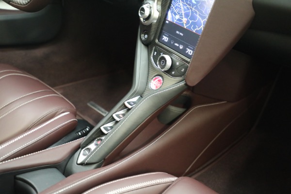 Used 2018 McLaren 720S Luxury for sale $259,900 at Aston Martin of Greenwich in Greenwich CT 06830 28