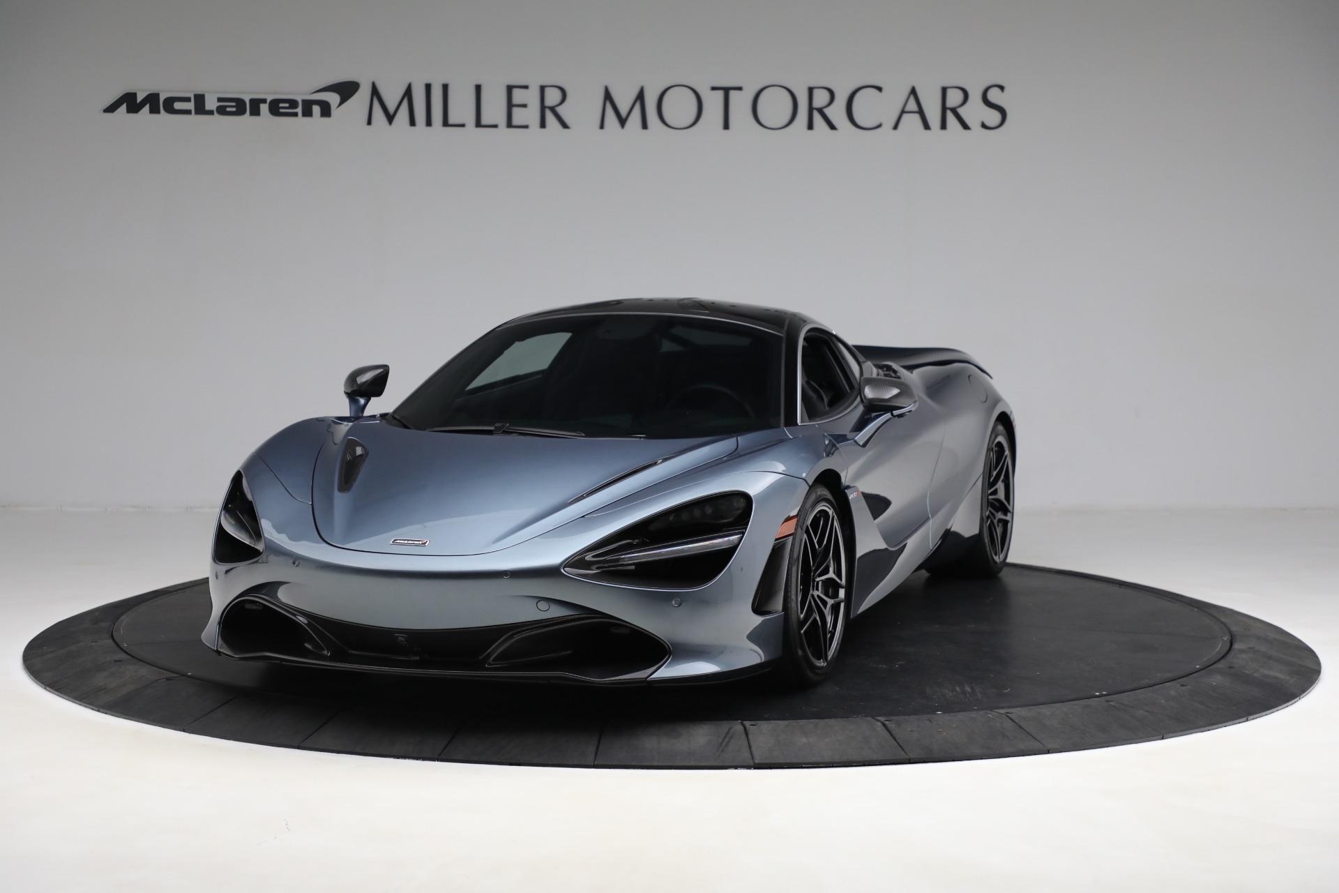 Used 2018 McLaren 720S Luxury for sale $249,900 at Aston Martin of Greenwich in Greenwich CT 06830 1