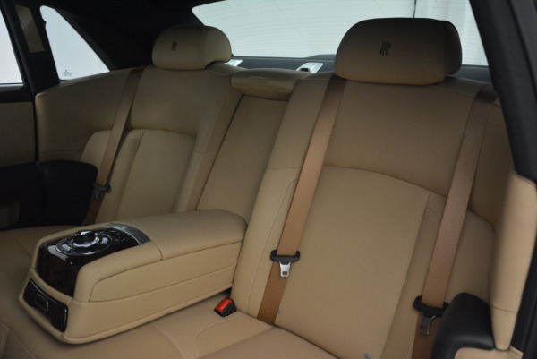 Used 2011 Rolls-Royce Ghost for sale Sold at Aston Martin of Greenwich in Greenwich CT 06830 22