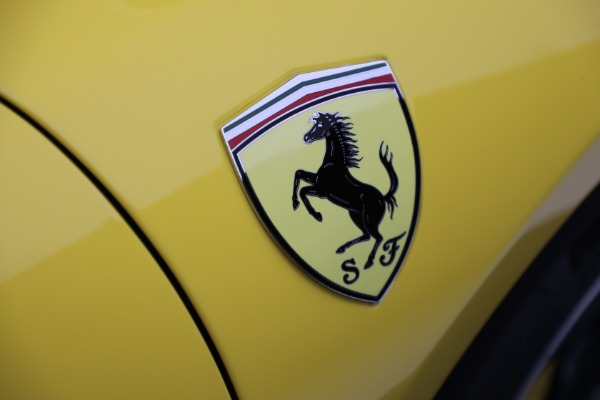 Used 2022 Ferrari SF90 Spider for sale $699,900 at Aston Martin of Greenwich in Greenwich CT 06830 26