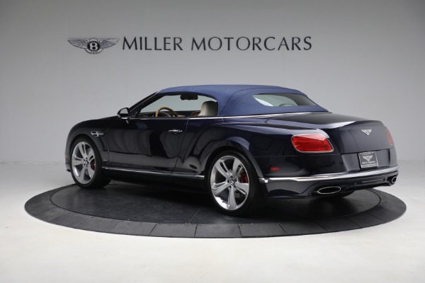 Used 2017 Bentley Continental GT Speed for sale $144,900 at Aston Martin of Greenwich in Greenwich CT 06830 19