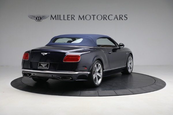 Used 2017 Bentley Continental GT Speed for sale $144,900 at Aston Martin of Greenwich in Greenwich CT 06830 21