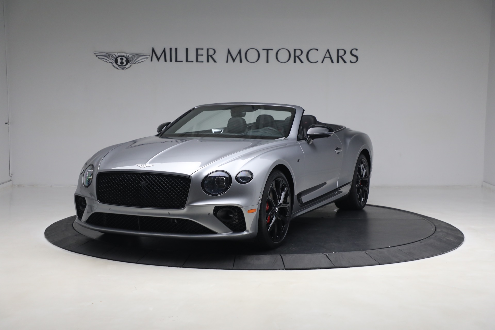 New 2023 Bentley Continental GTC S V8 for sale $347,515 at Aston Martin of Greenwich in Greenwich CT 06830 1