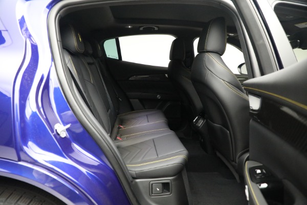 New 2023 Maserati Grecale Modena for sale Sold at Aston Martin of Greenwich in Greenwich CT 06830 21